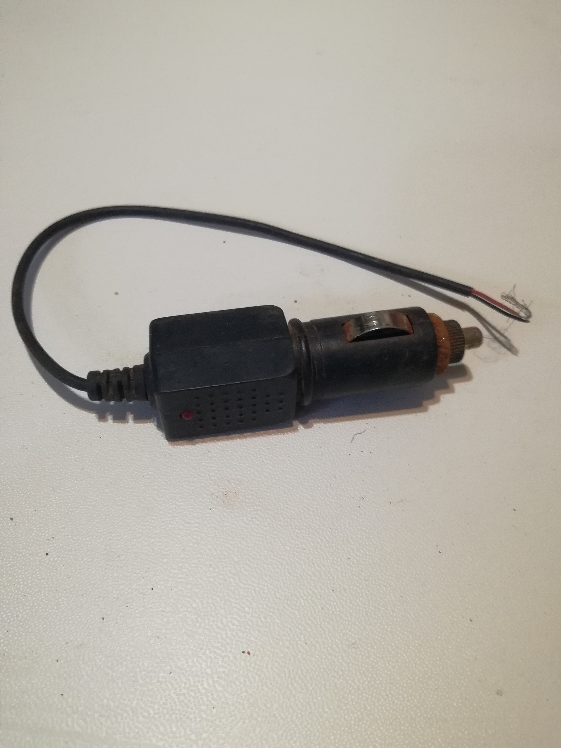 شارژر فندکی 12 ولت