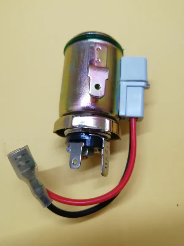 جا فندکی خودرو مارک الایت