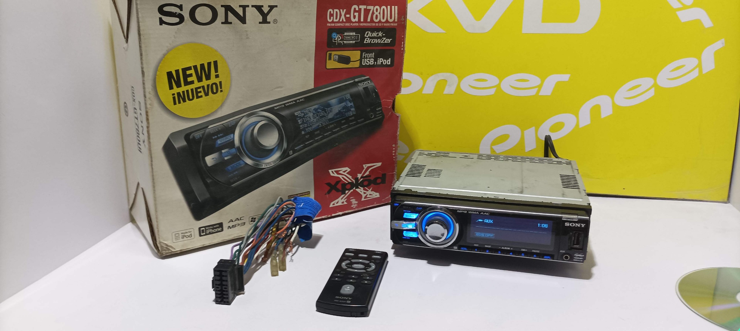 سونی 780UI حرفه ای