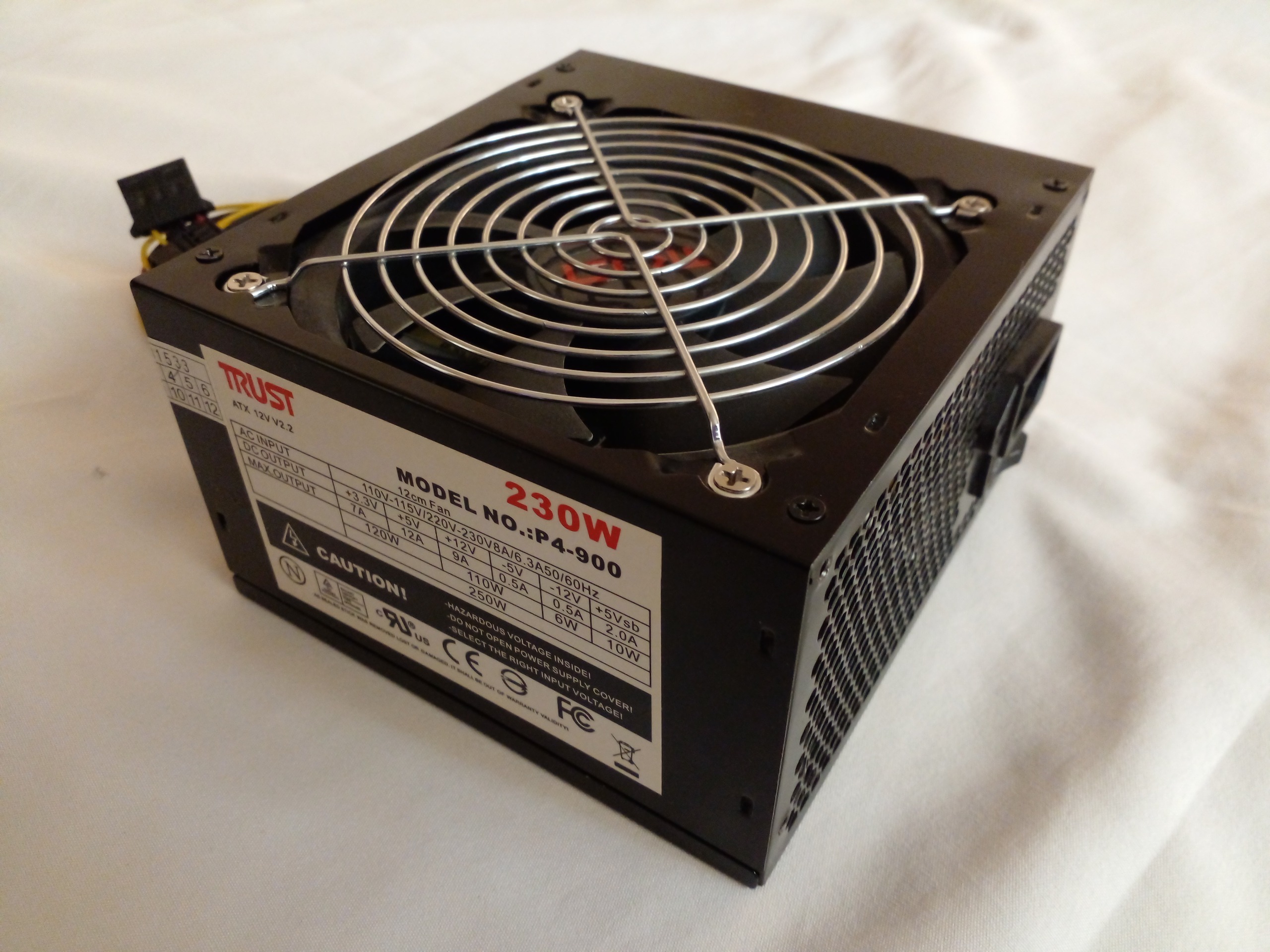 پاور 230 وات تراست مدل Trust P4-900 24Pin 230W