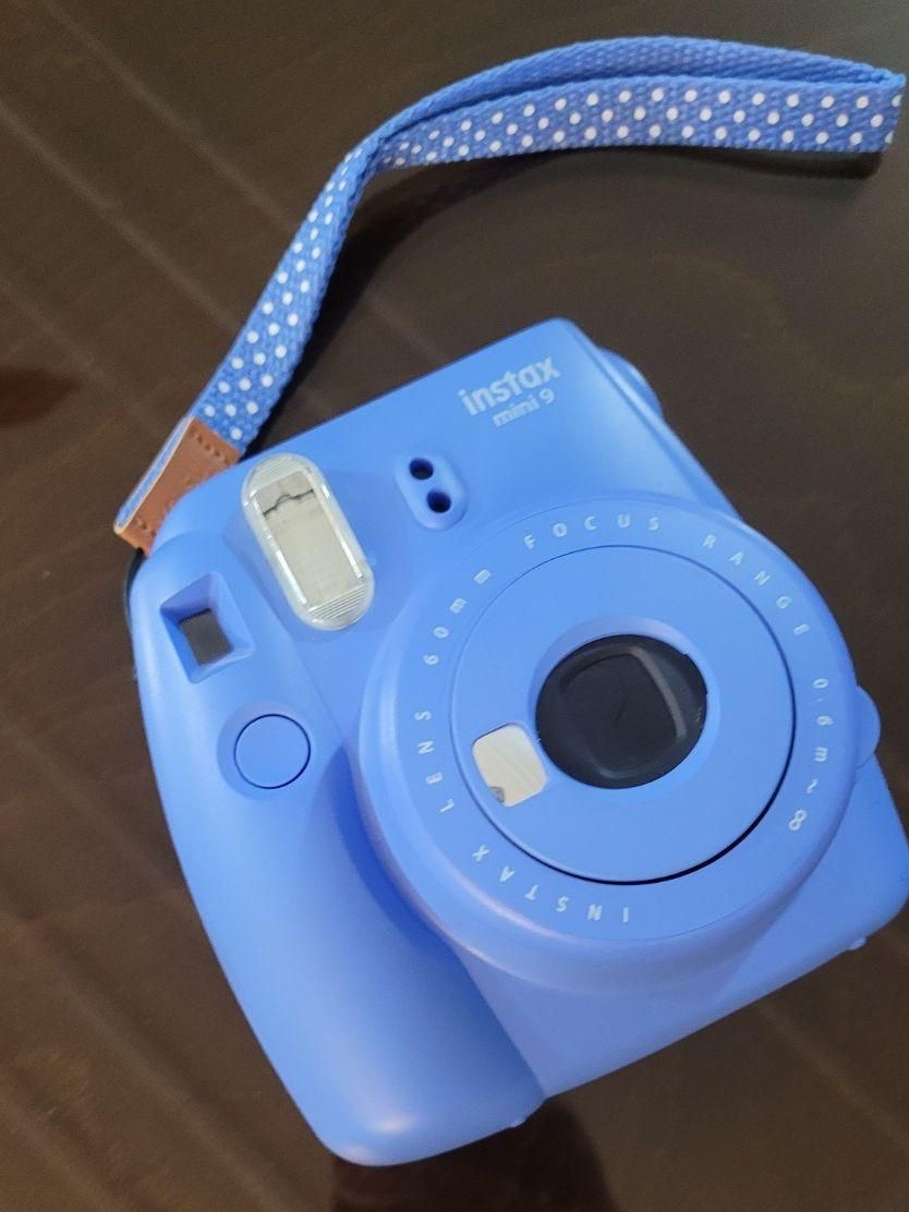 دوربین عکاسی چاپ سریع فوجی فیلم  instax mini9