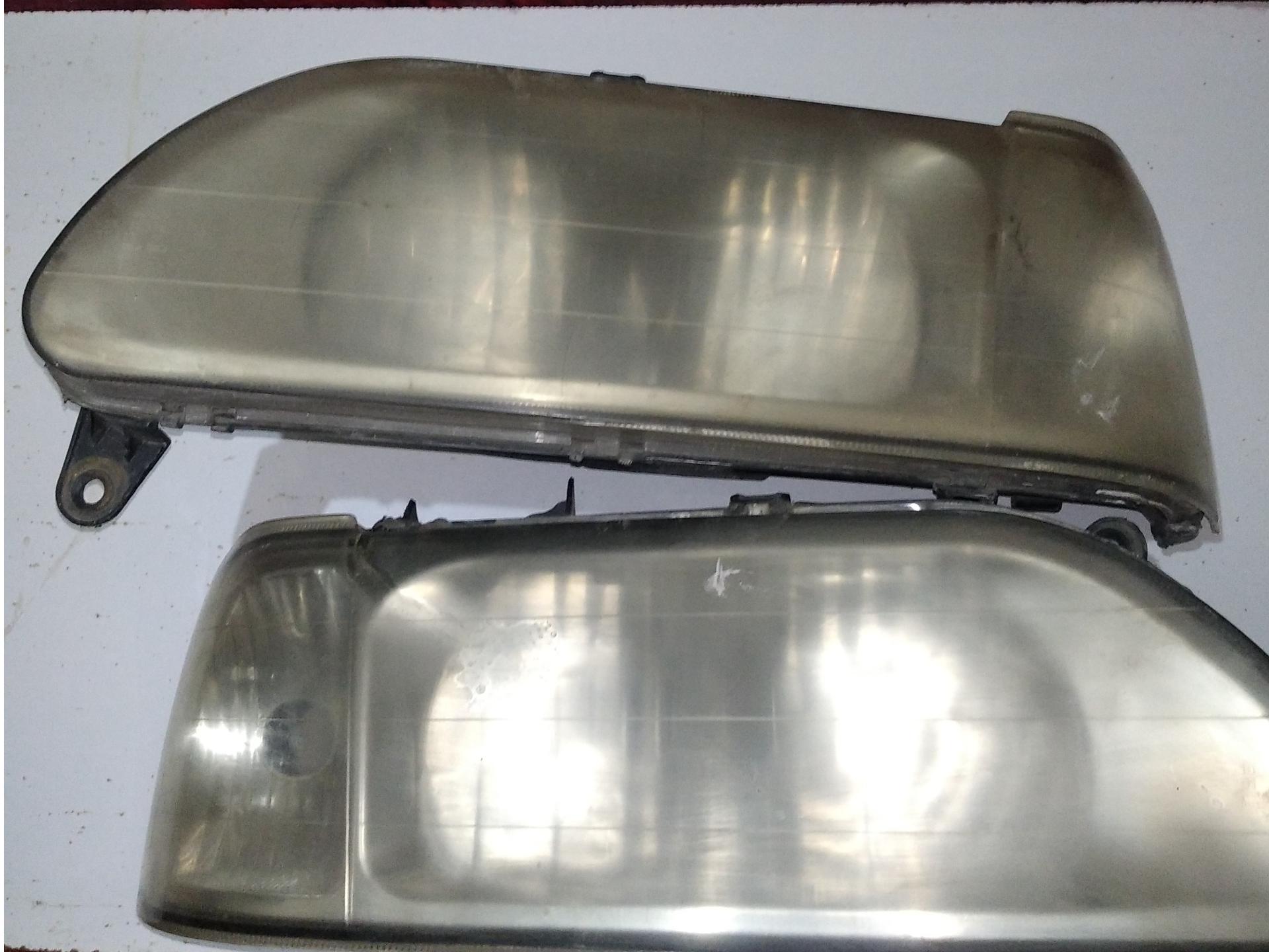 یک جفت چراغ جلو پراید