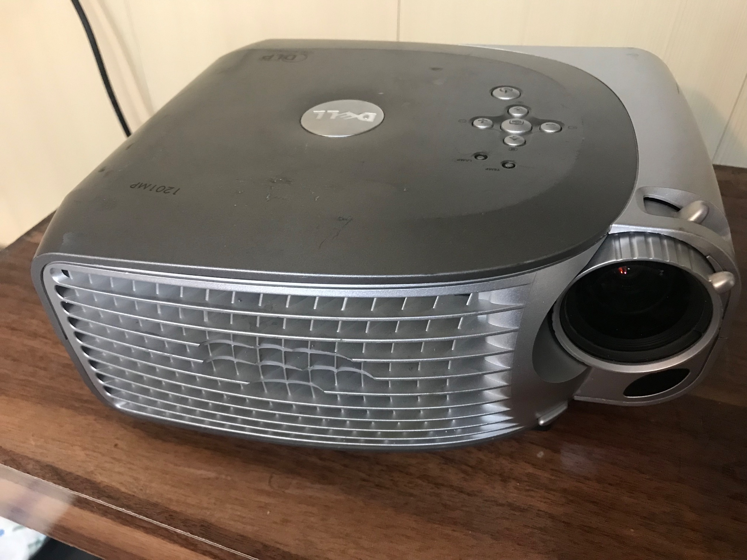 پروژکتور DELL مدل 1201MP