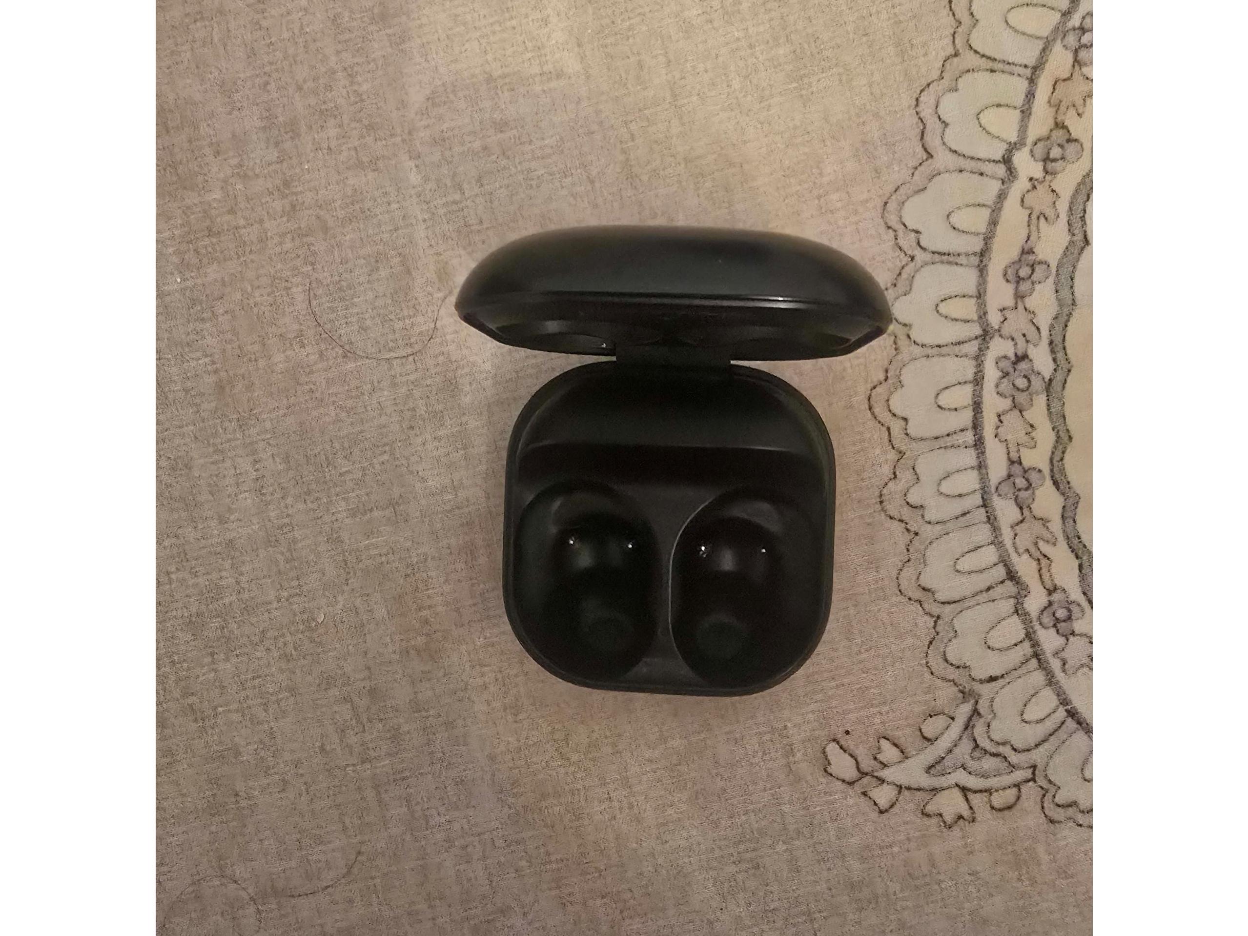 کیس بادز پرو