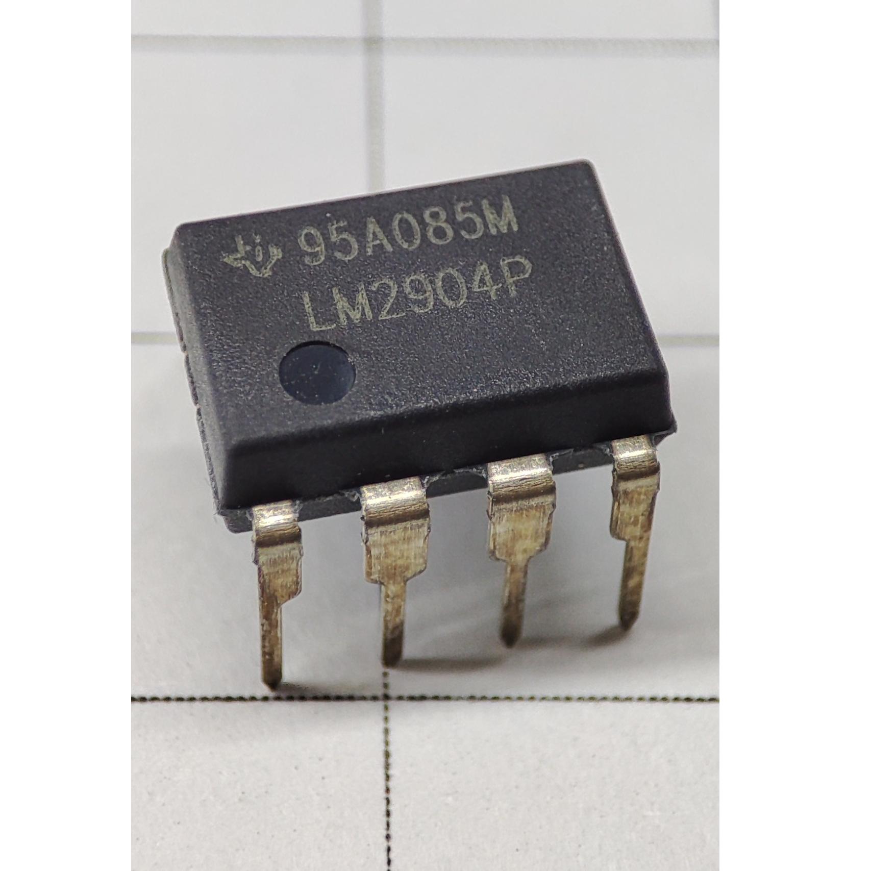 آی سی LM2904P برند texas instruments