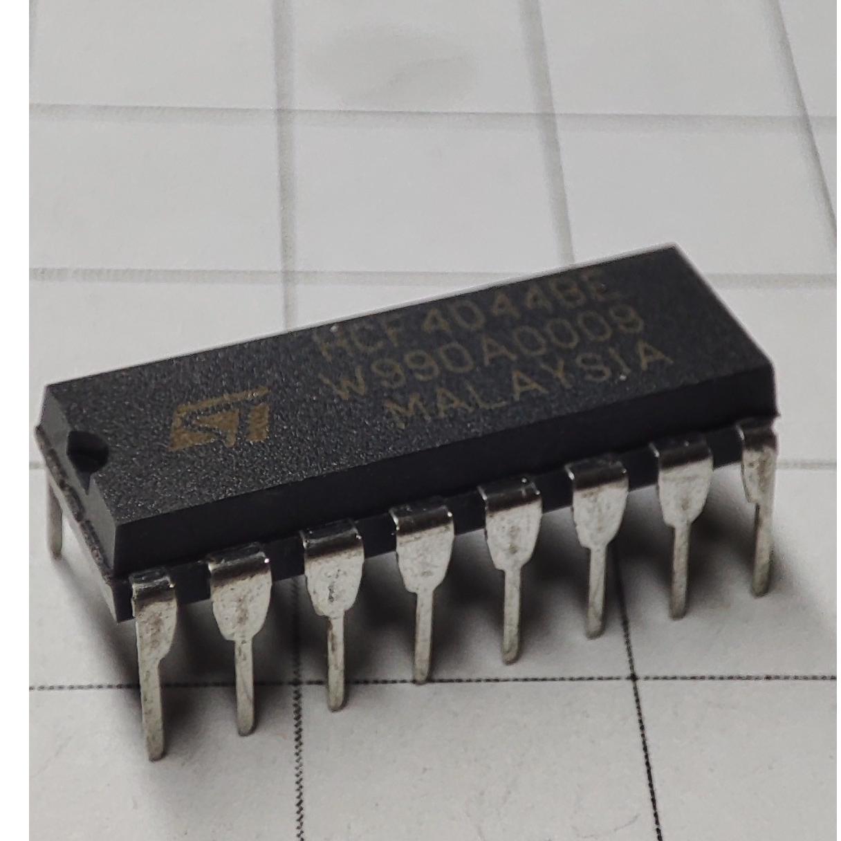 آی سی HCF4044BE برند ST MALAYSIA