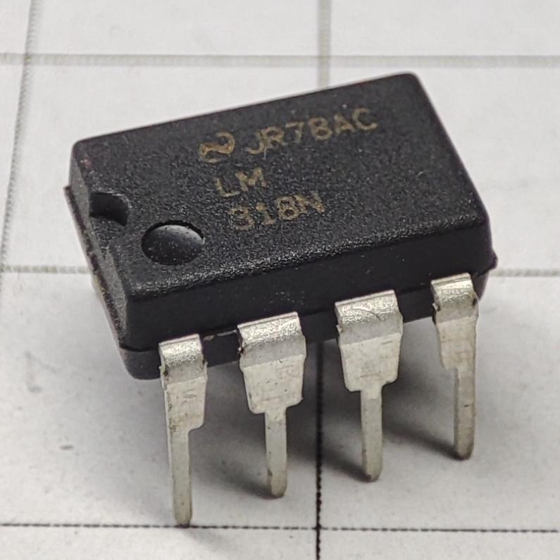 آی سی LM318N برند national semiconductor