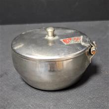 قندان