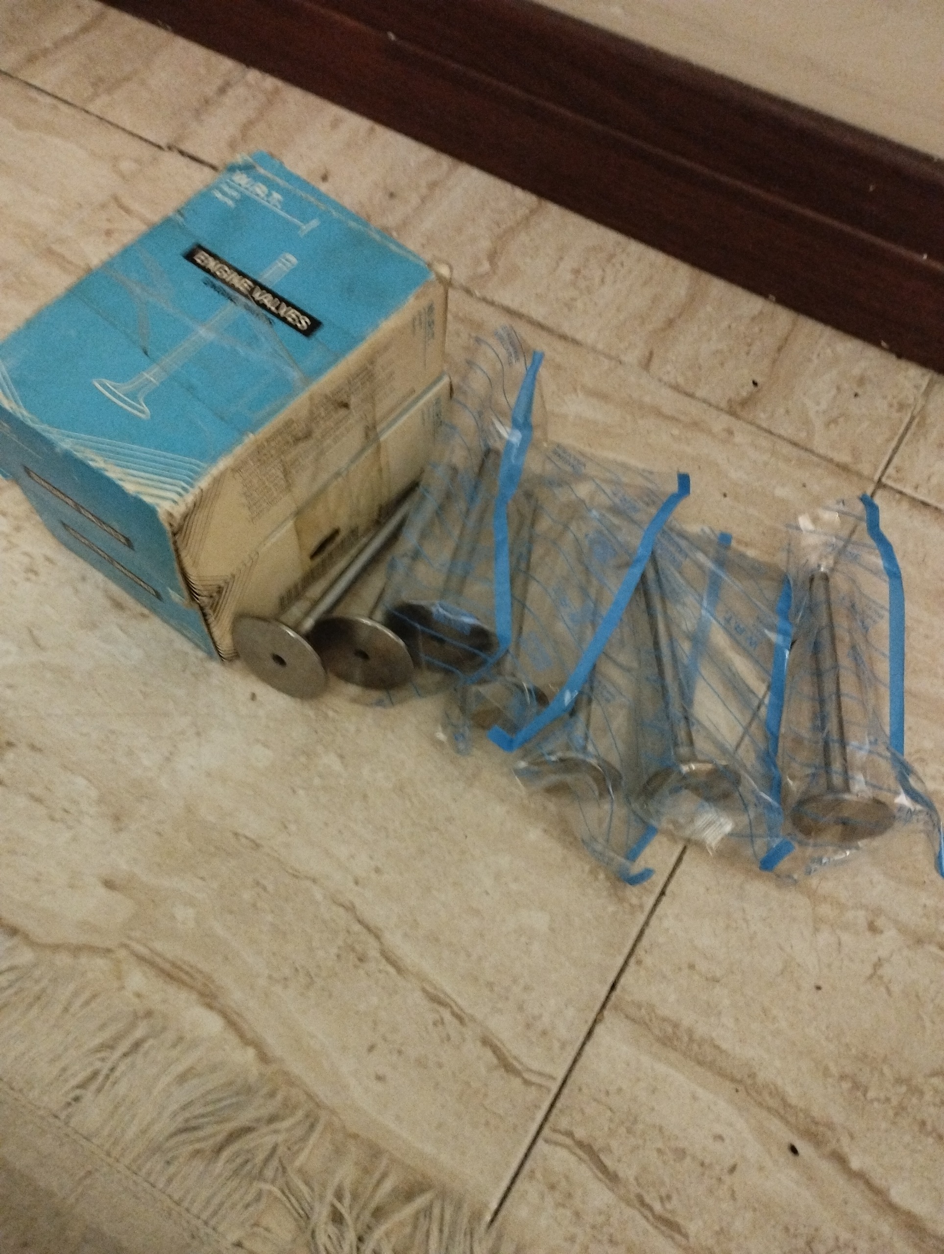 سوپاپ پژو2000مارک WRT