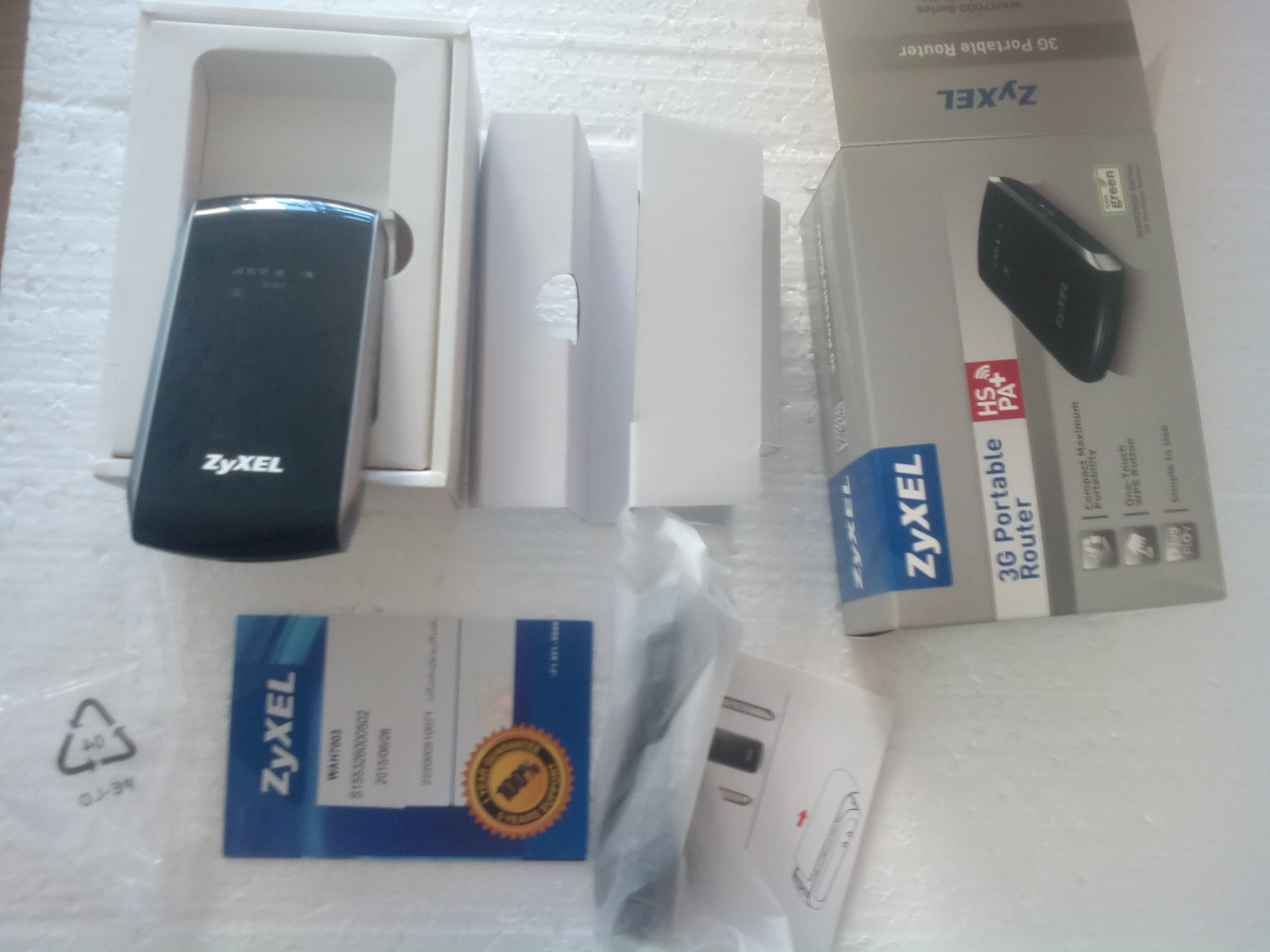 مودم 3G قابل حمل زایکسل مدل WAH7003