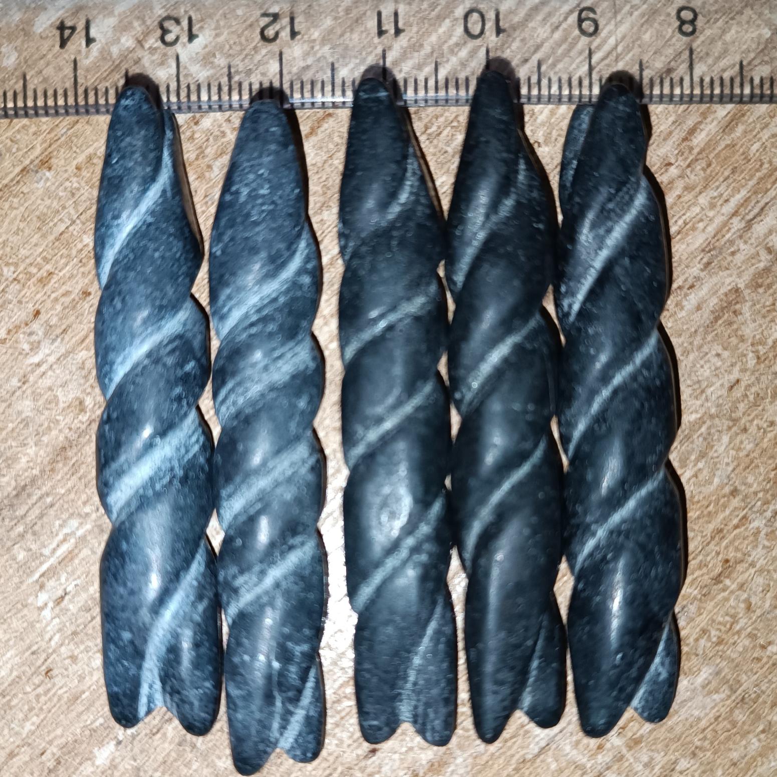 مهره عرج سنگی یشم عباس آباد