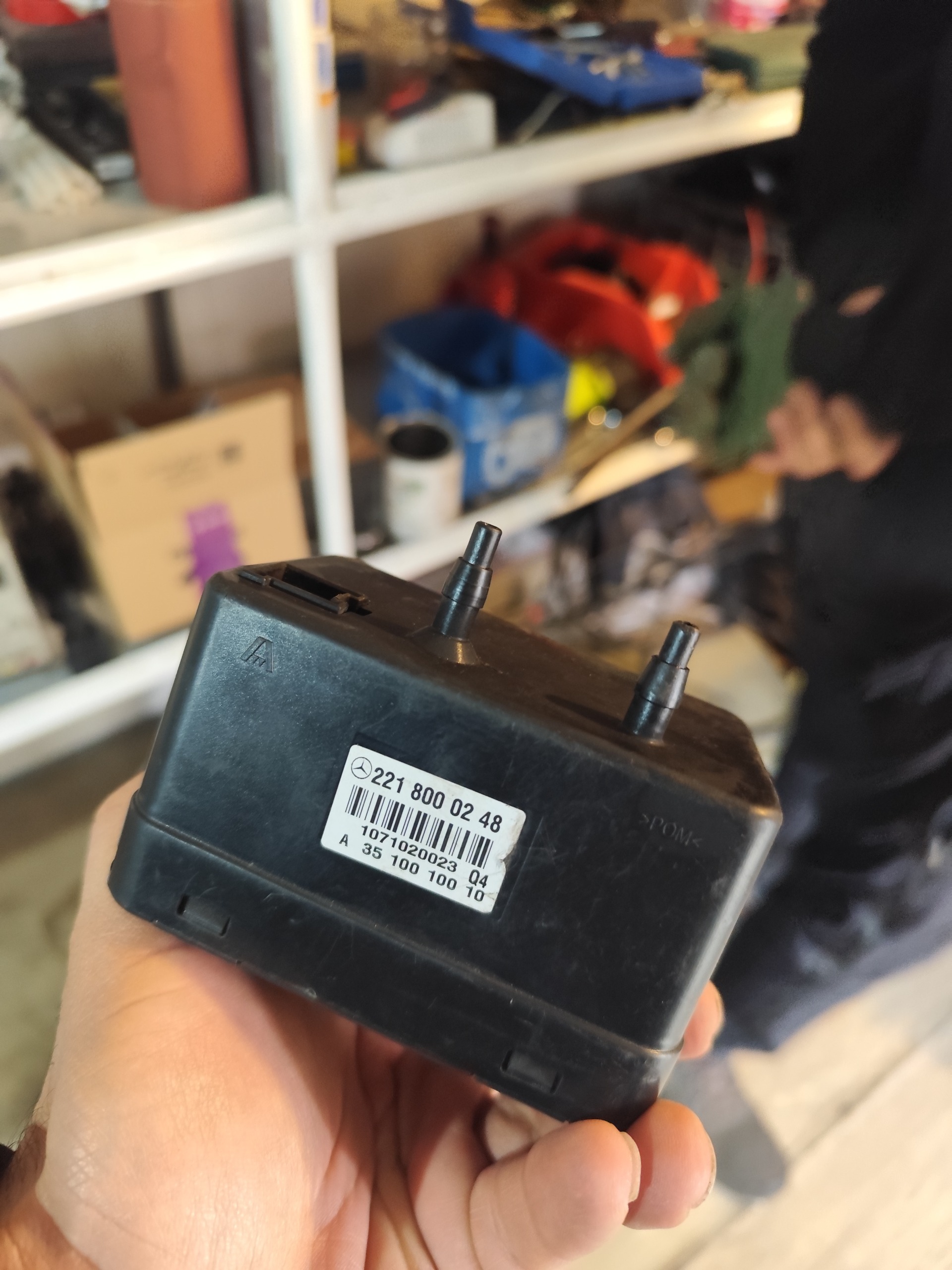 پمپ وکیوم قفل مرکزی بنزw221