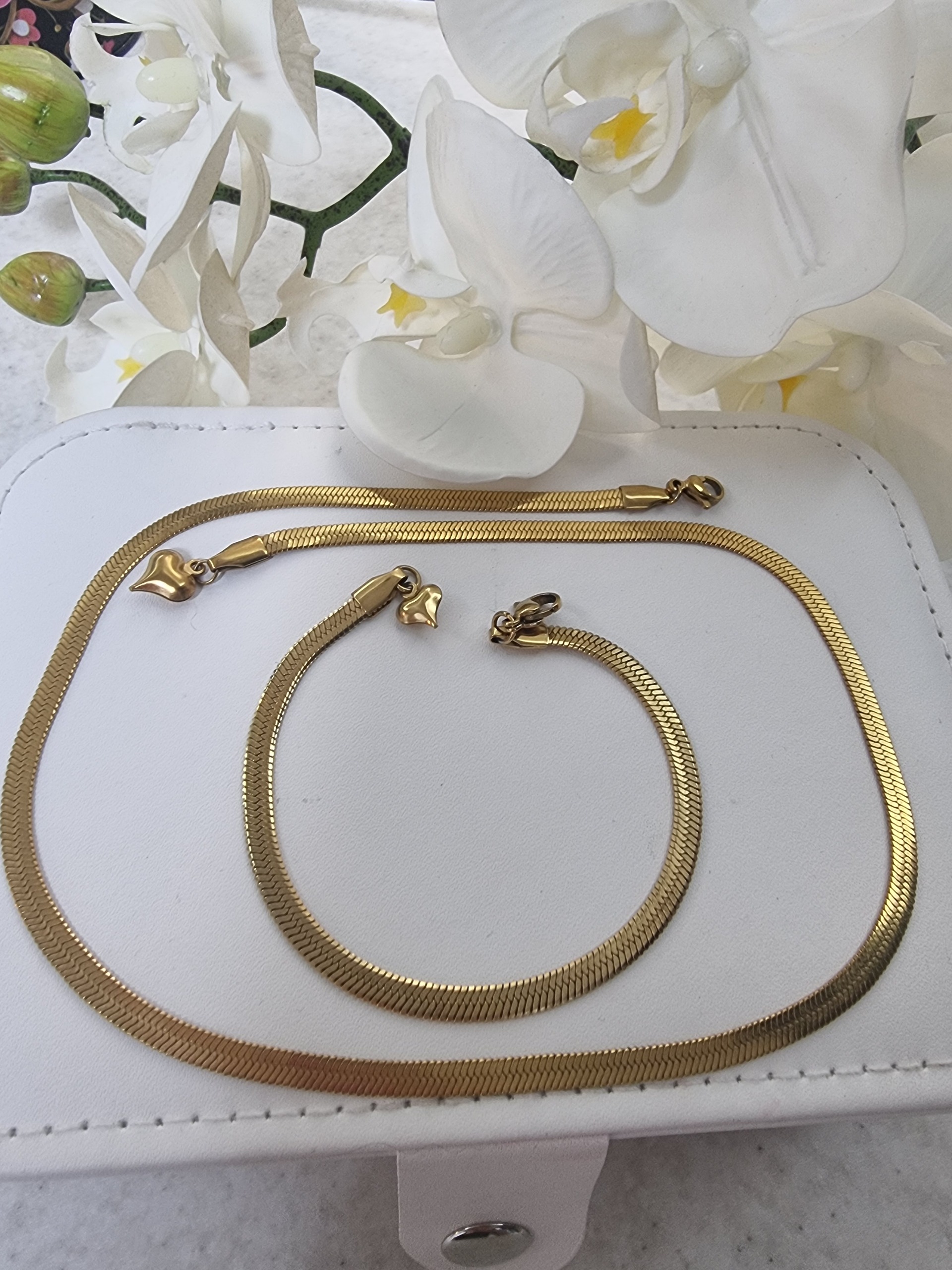 نیم ست ماری (هرینگبون)، رنگ ثابت