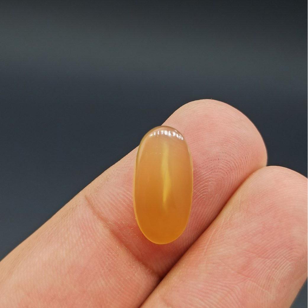 عقیق عسلی طبیعی