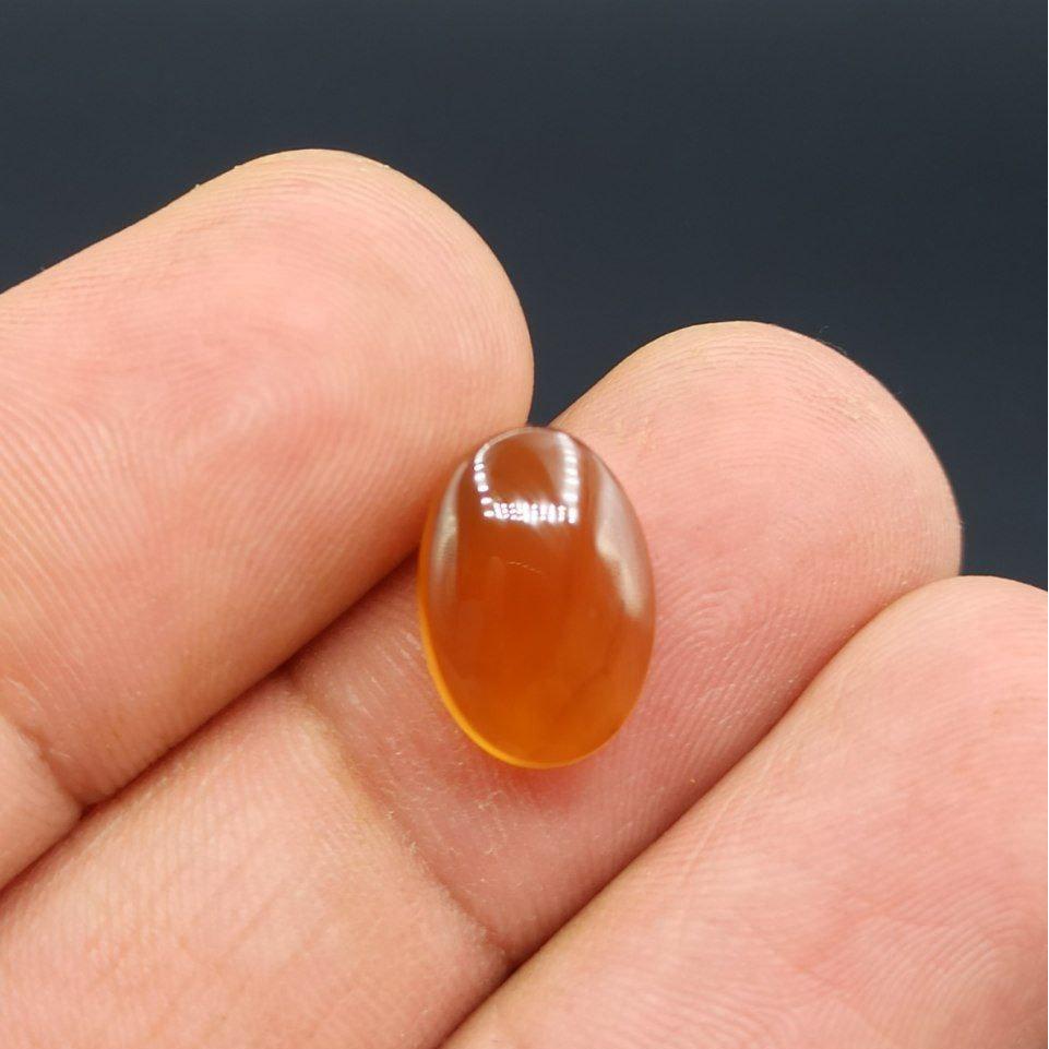 عقیق عسلی طبیعی