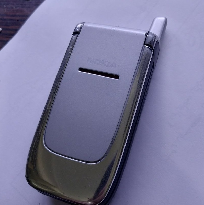 نوکیا 6060. تاشو
