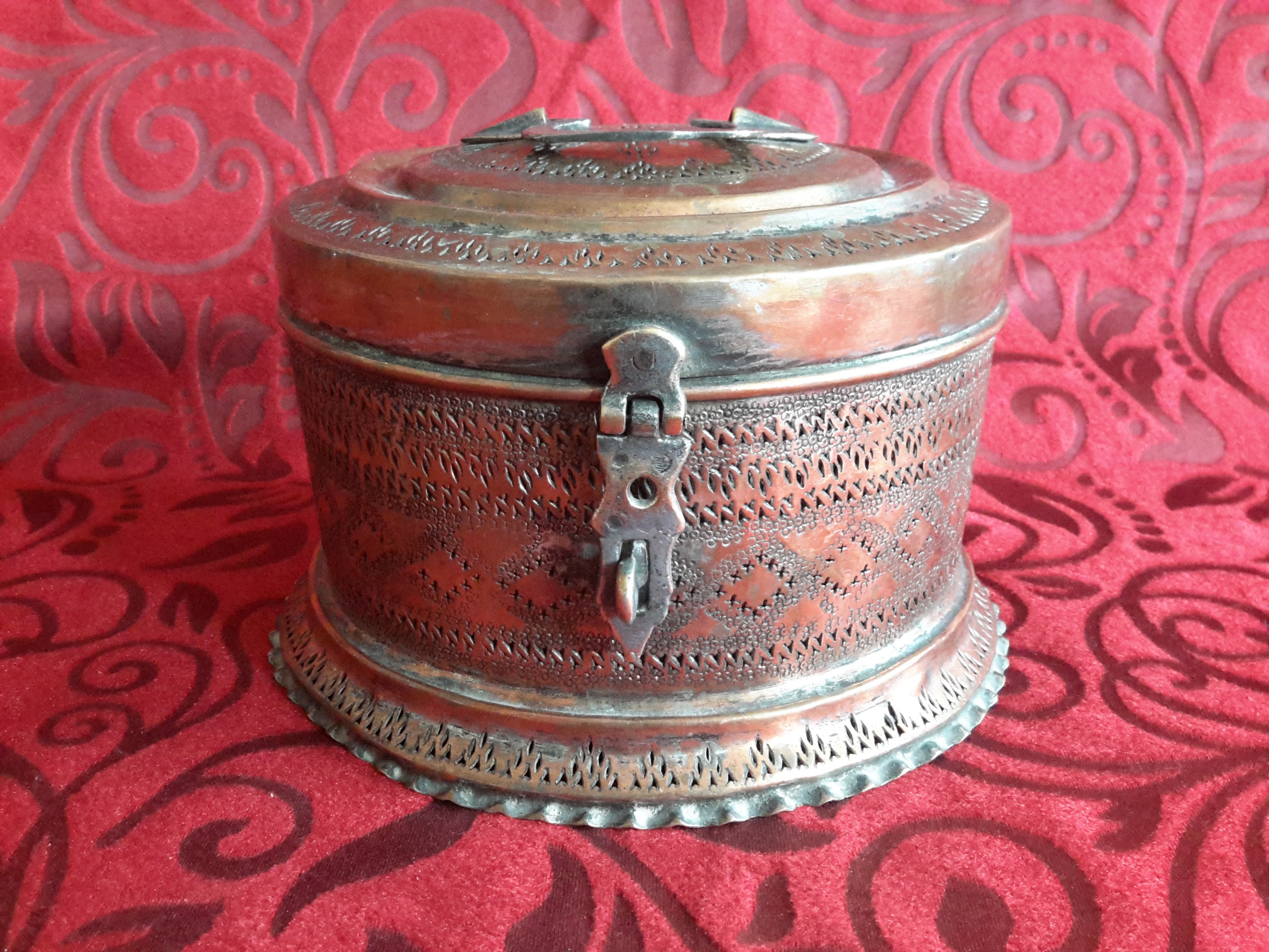 سبد حمام مسی قاجاری