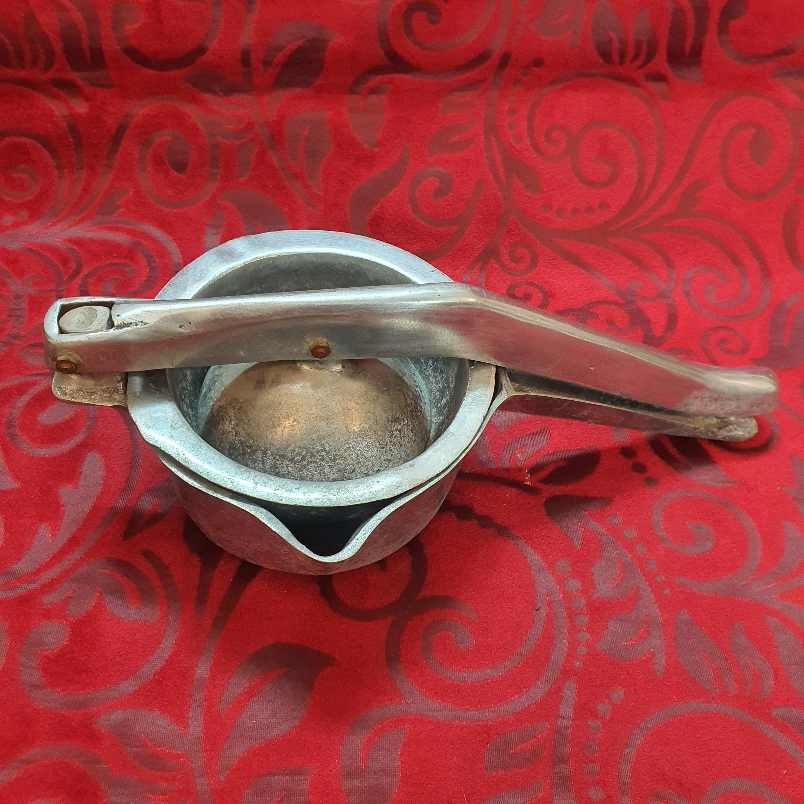 آبمیوه گیری دستی