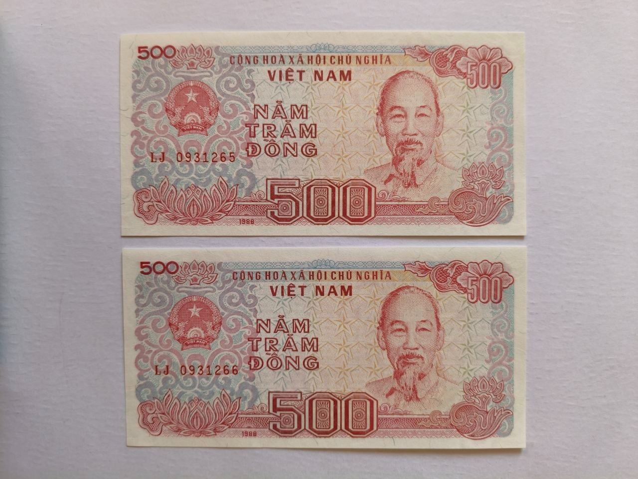 جفت اسکناس بانکی 500 دونگ ویتنام 1988 کد 130823