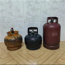 سه