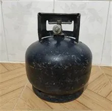 سه