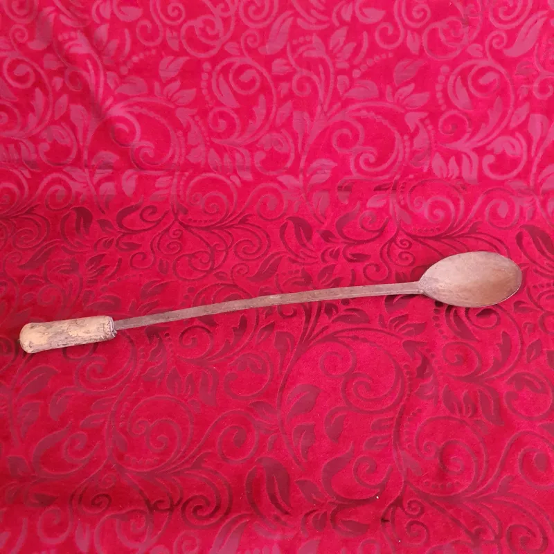 ملاقه فولادی دسته چوبی قاجاری