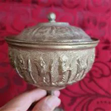قندان