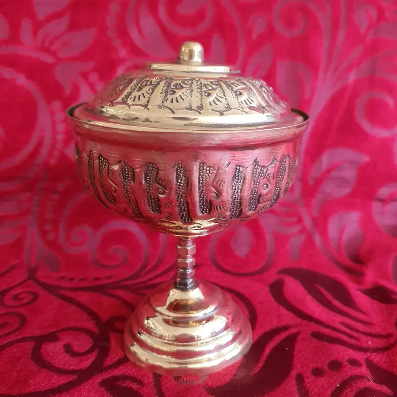 قندان پایه دار برنجی قلمزنی دستی پهلوی
