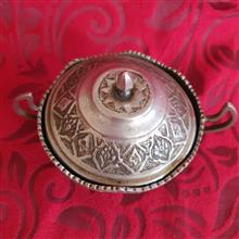 قندان