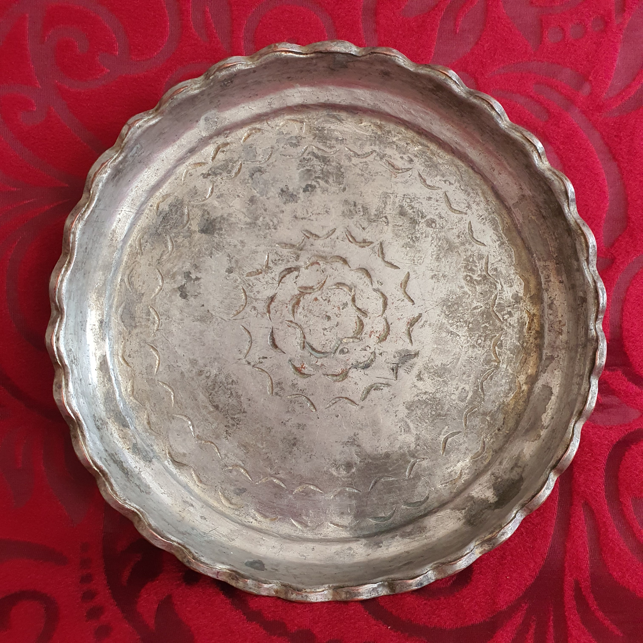 مجمع مسی لب کنگره نقش دار قاجاری