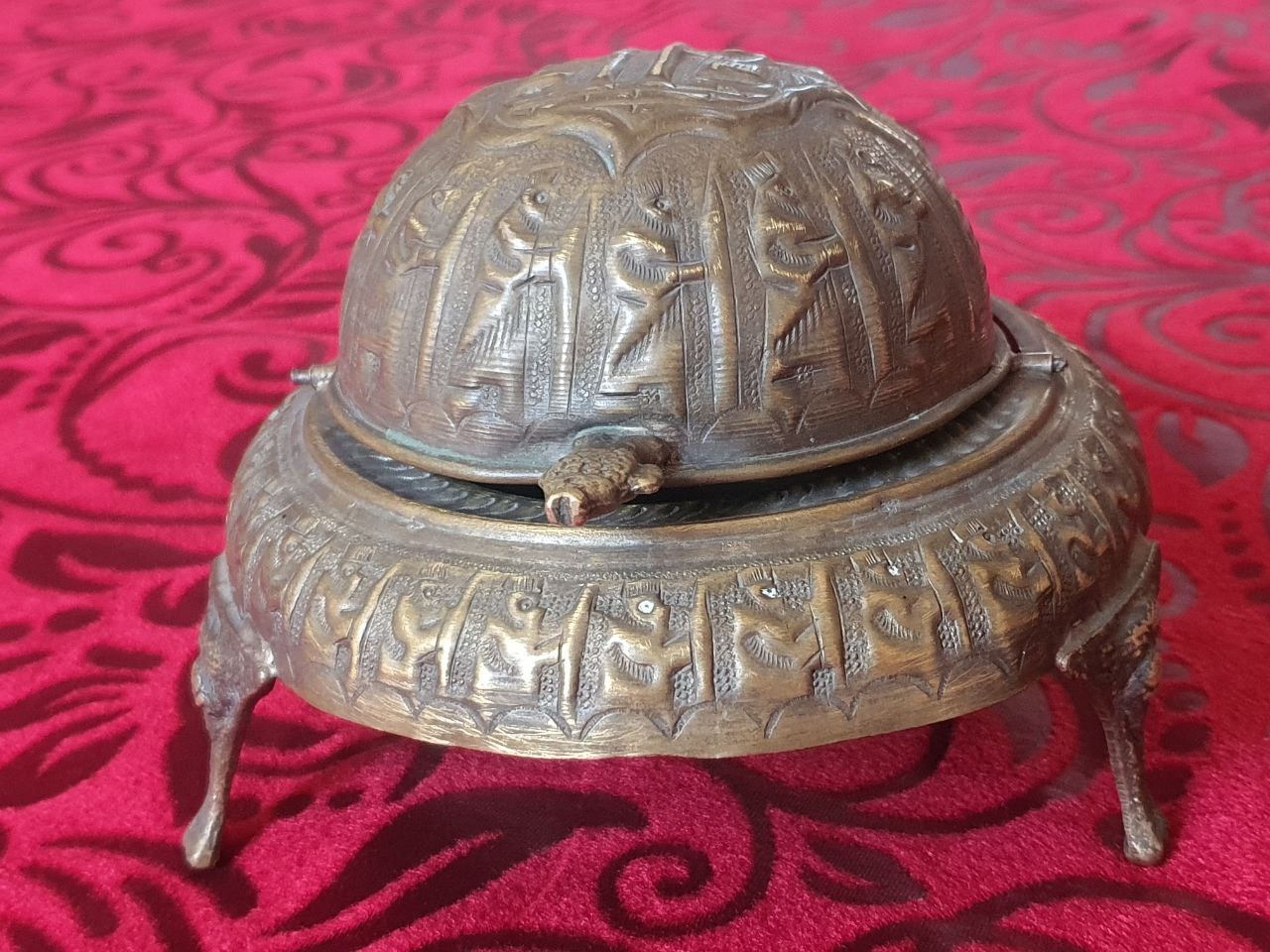 خاویار خوری برنجی قلم دستی پهلوی