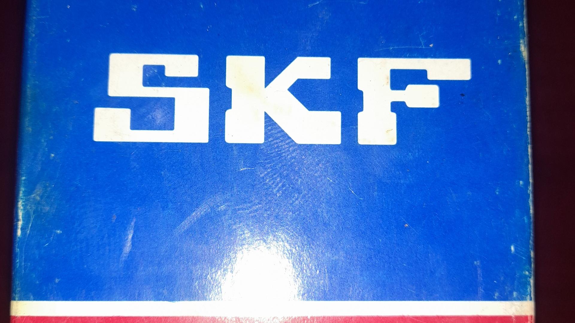 بلبرینگ شیار عمیق 6305 برند SKF