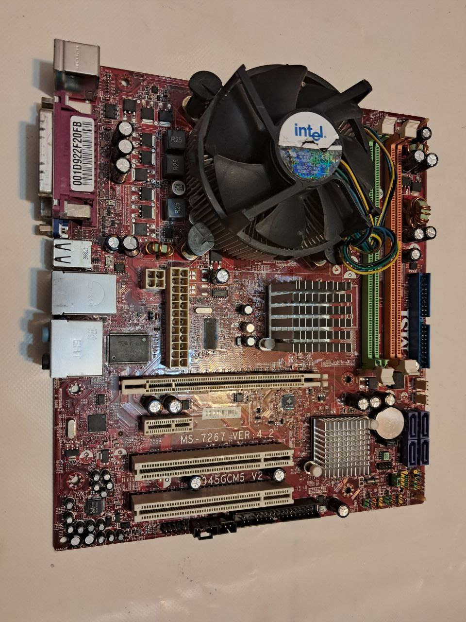 باندل 2 هسته MSI 945