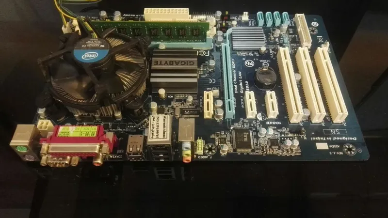 باندل دوهسته گیگا DDR3