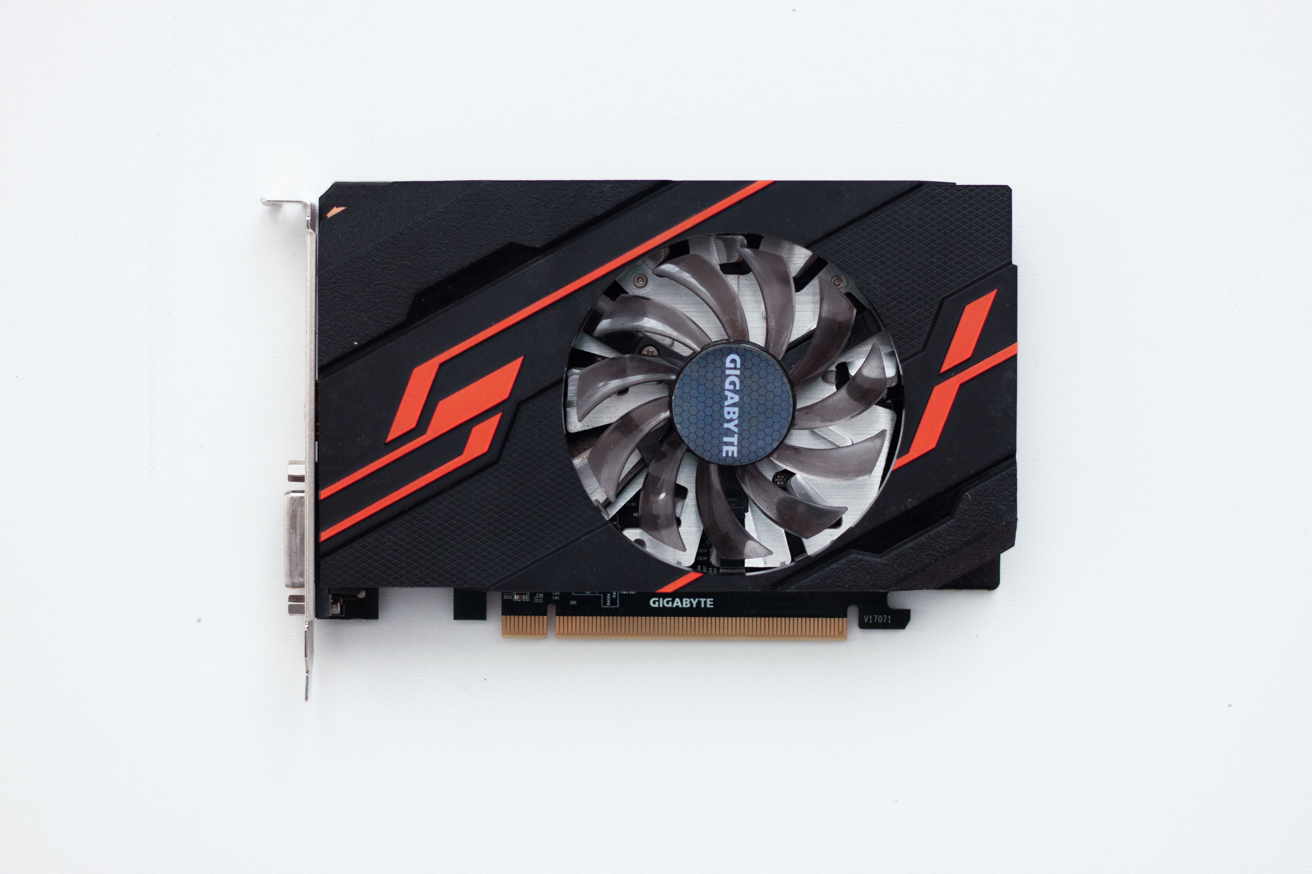 کارت گرافیک Gigabyte GT 1030 2GB