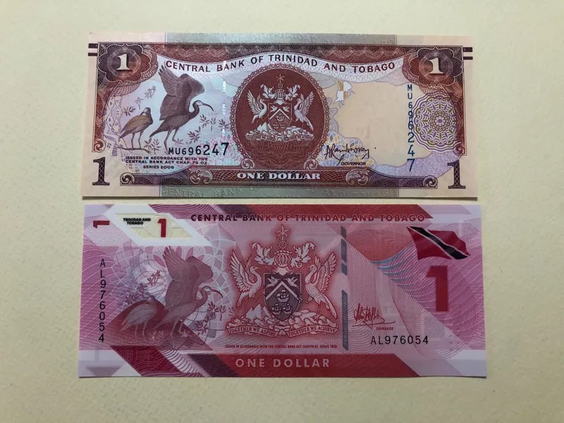 دو عدد اسکناس 1 دلار ترینیداد توباگو شماره متفاوت