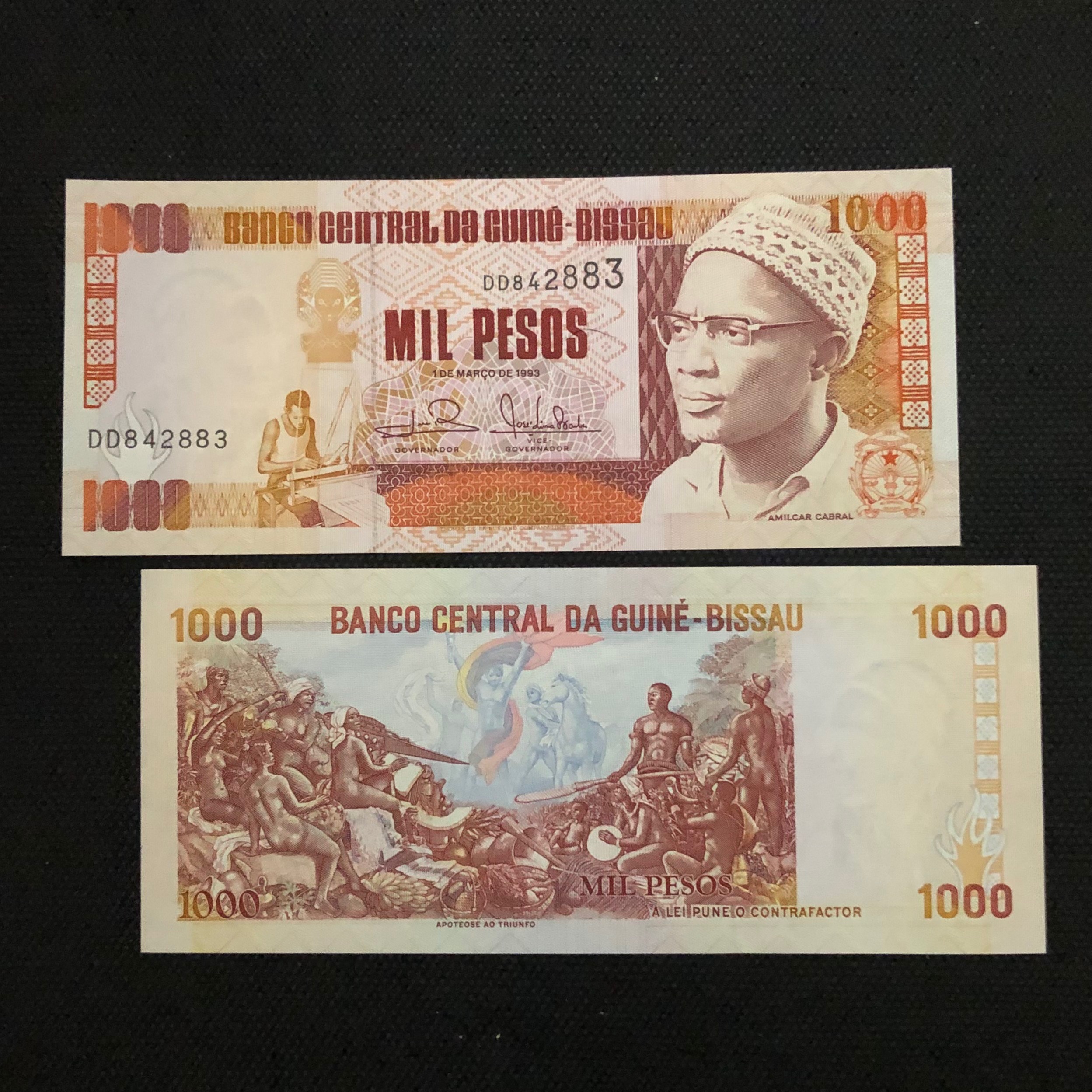 اسکناس تک بانکی 1000 پزو گینه بیسائو شماره متفاوت