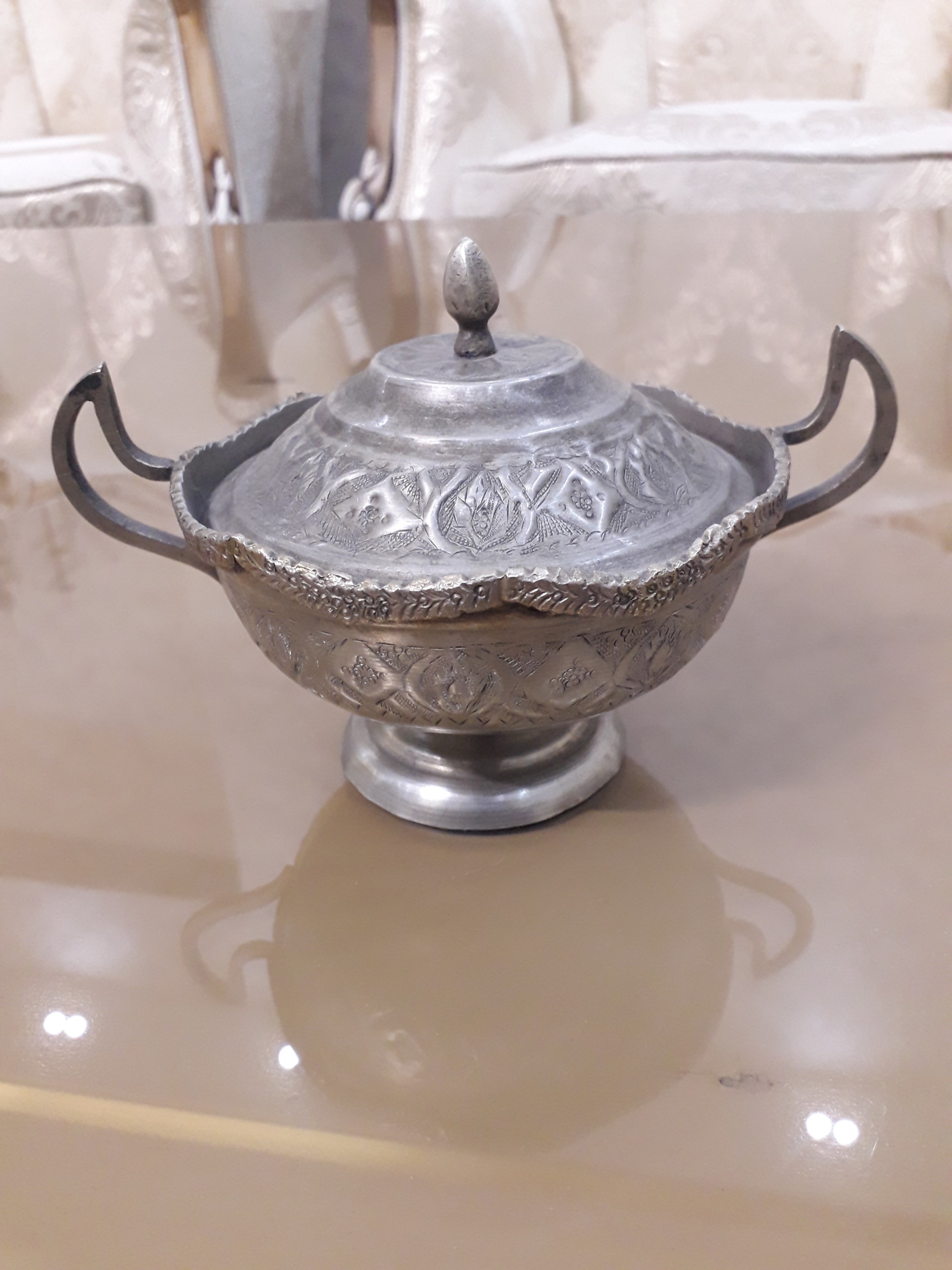قندون قدیمی قلم زنی