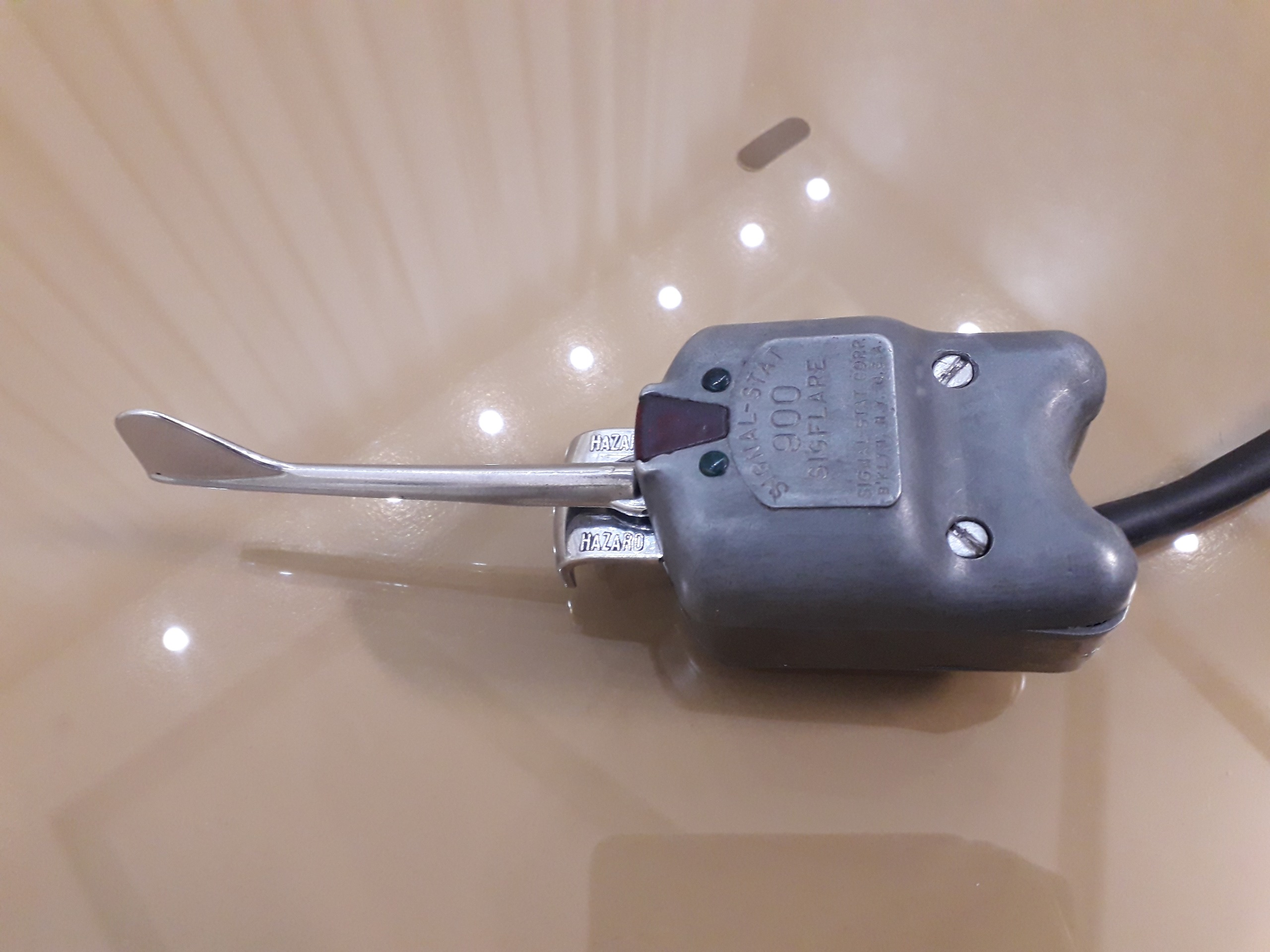 دسته راهنمای ماک اصلی آمریکایی