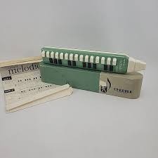 ملودیکا هوهنر آلمانی کلکسیونی و منحصر بفرد