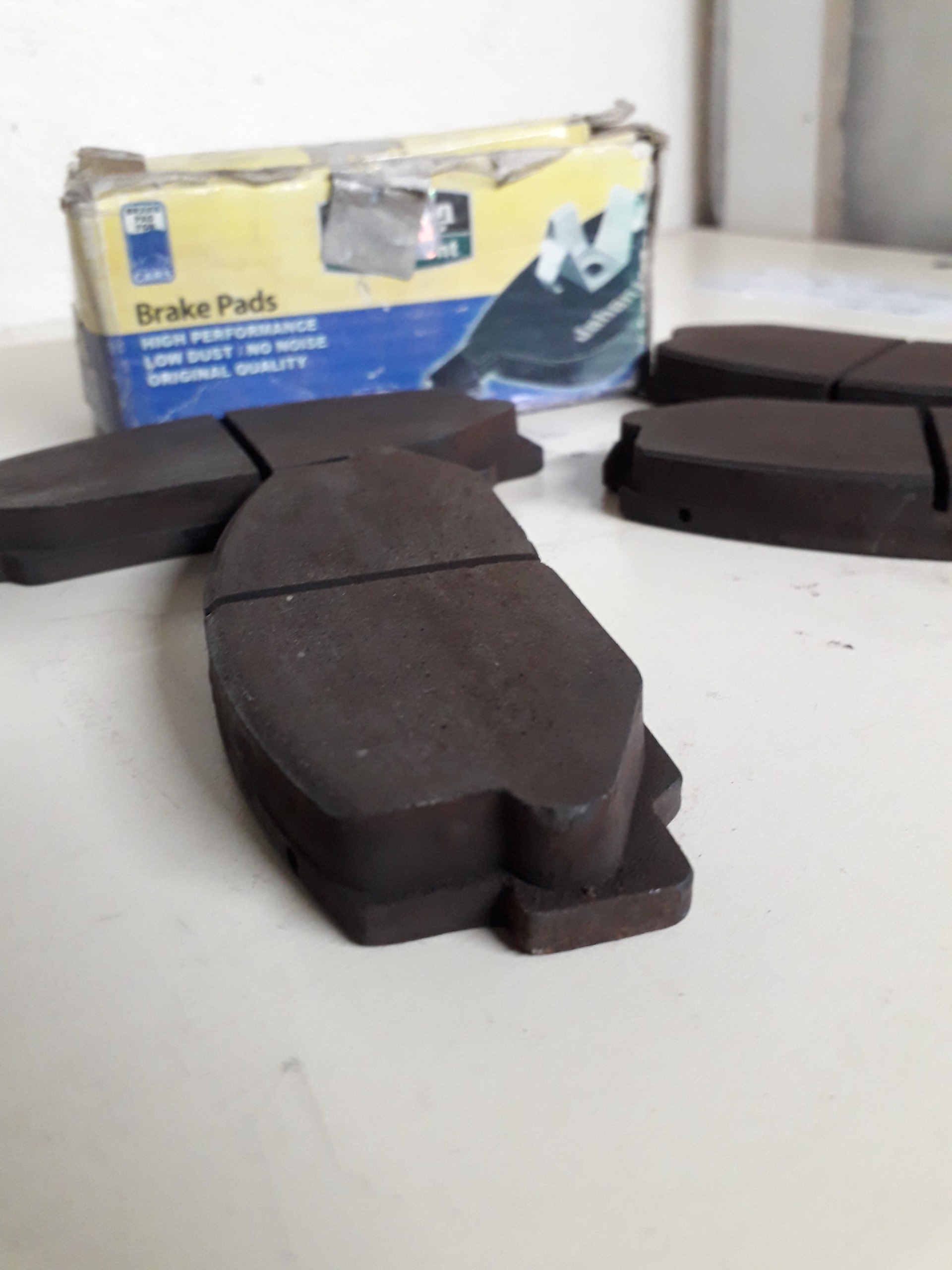  لنت ترمز تویوتا کرونا