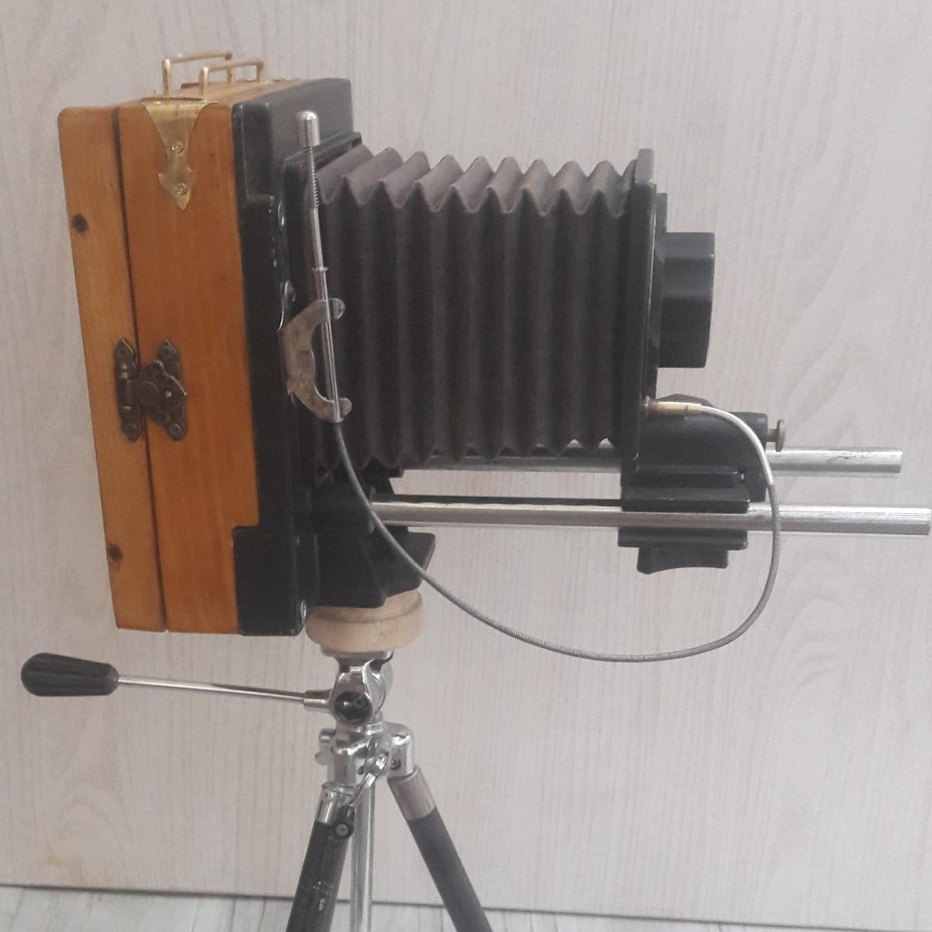 دوربین قدیمی ساخت لهستان