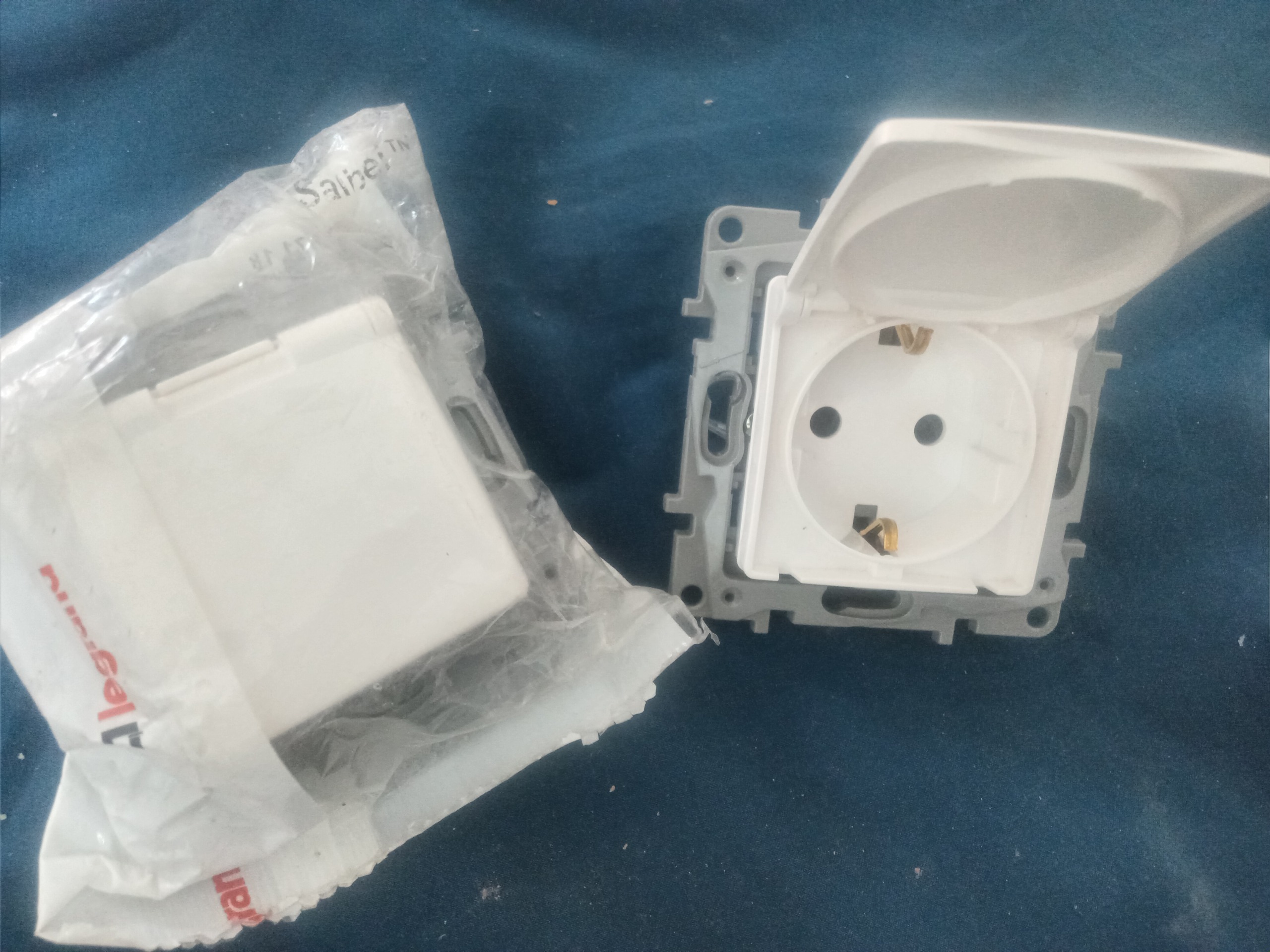 مکانیزم برق ارت دار