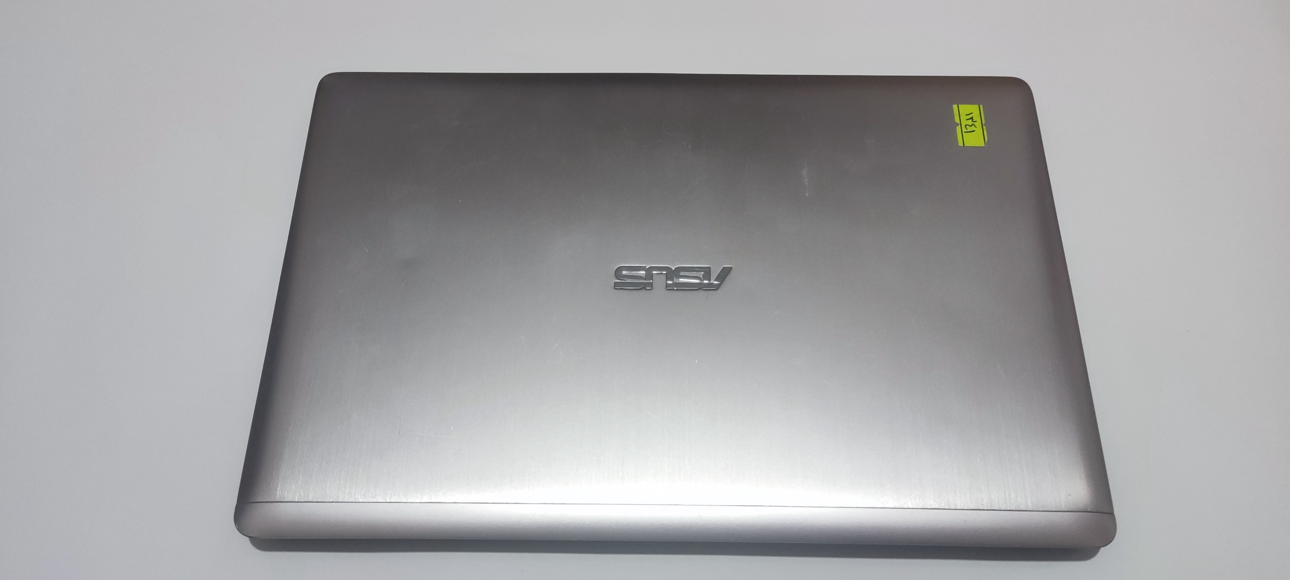 لپ تاپ Asus s200e