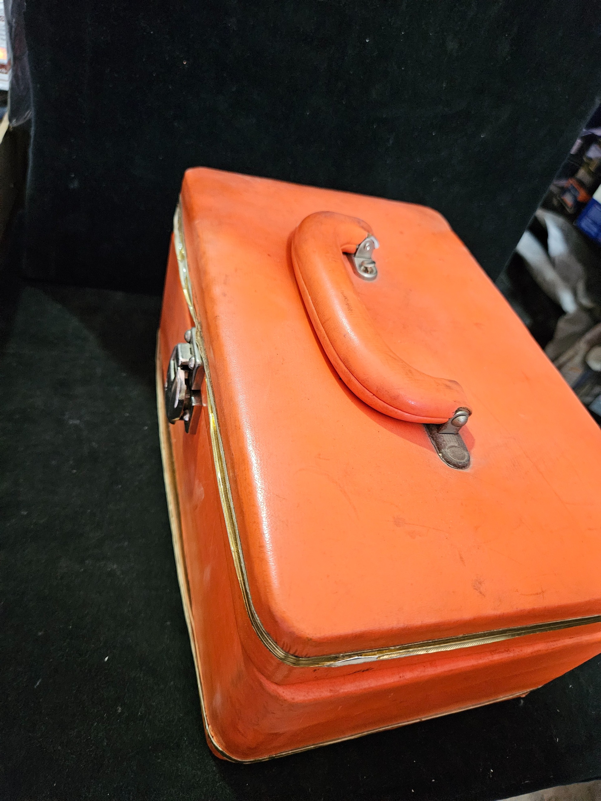 جعبه آرایش قدیمی