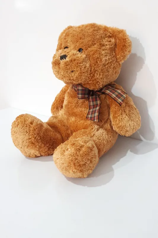 عروسک خرس قهوه ای