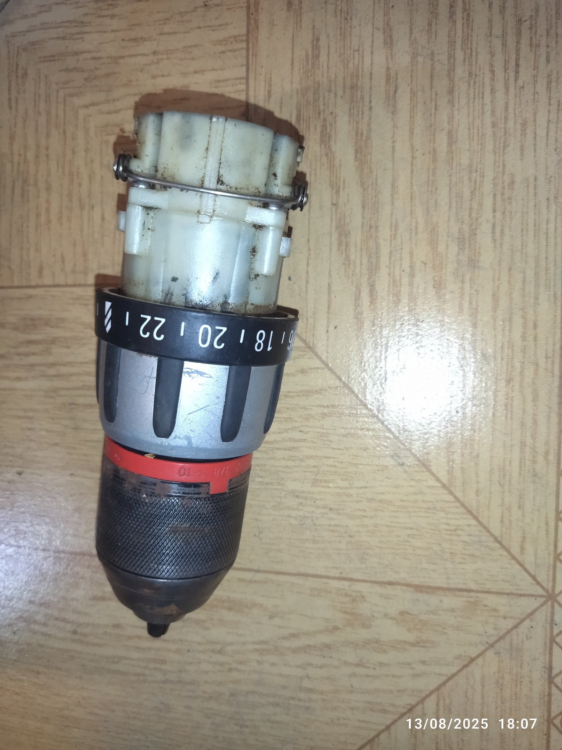 گیربکس و سه نظام دریل شارژی AEG