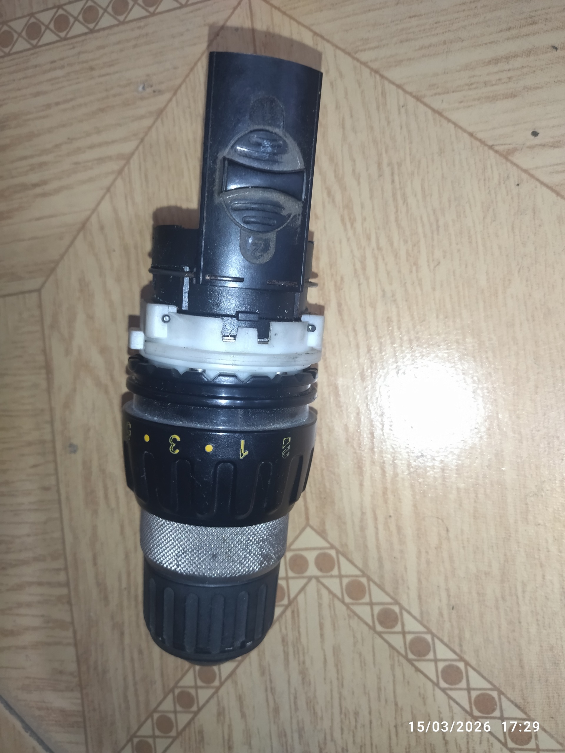 گیربکس و سه نظام دریل شارژی دیوالت