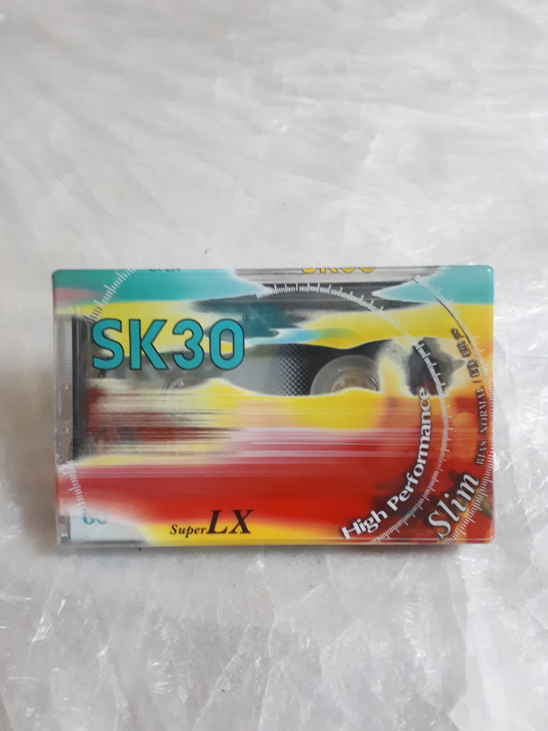 2 عدد نوار کاست اس کی سی کره ای