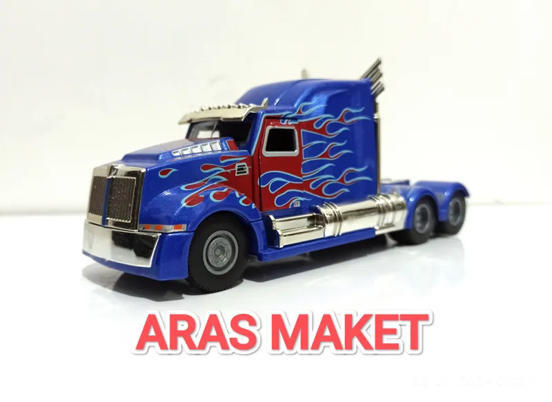 ماکت کامیون کشنده پتربیلت برند HY TRUCK